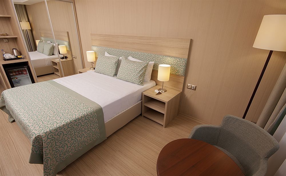 Hotel Golden Way Giyimkent Estambul Exterior foto