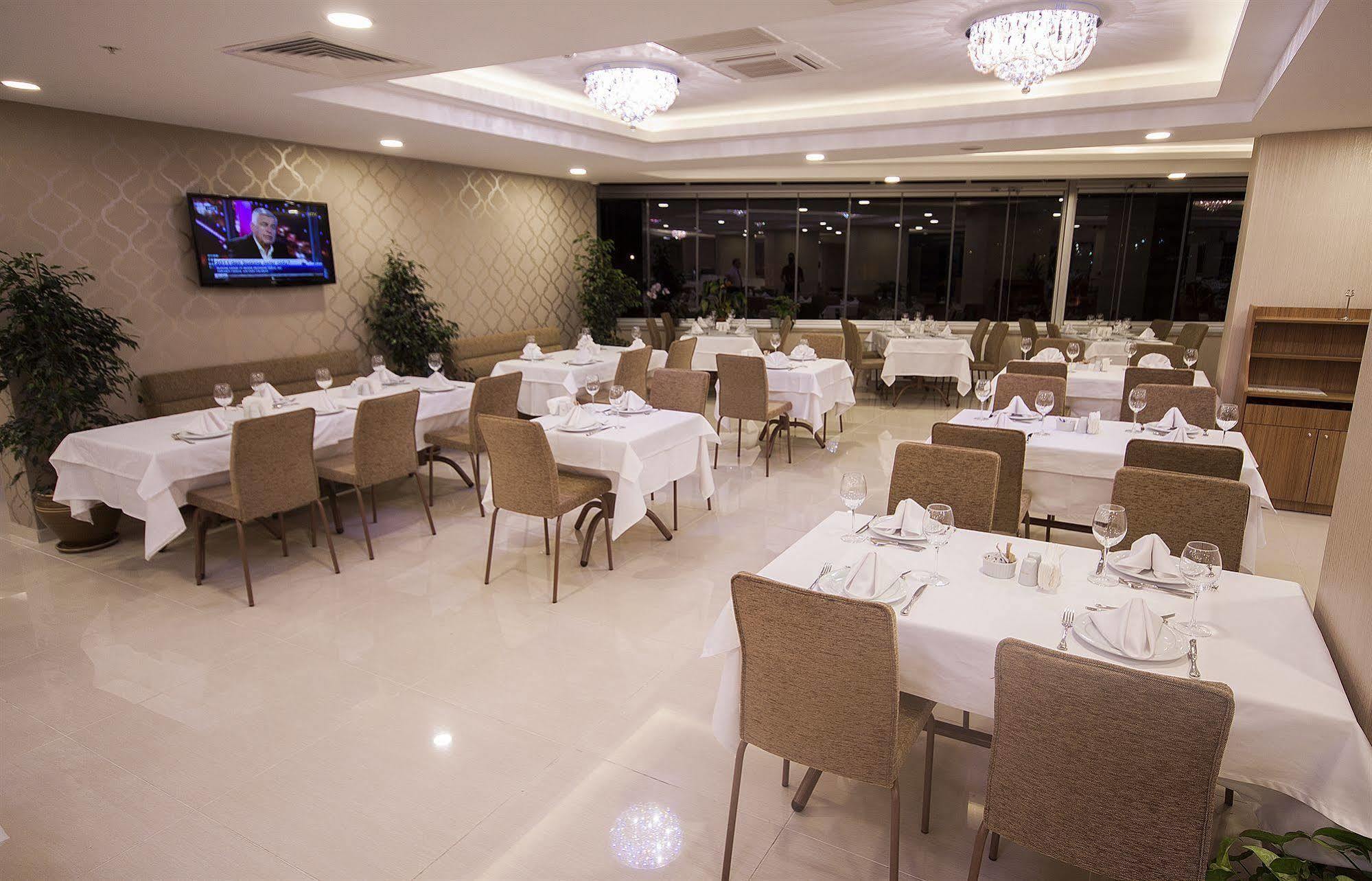 Hotel Golden Way Giyimkent Estambul Exterior foto