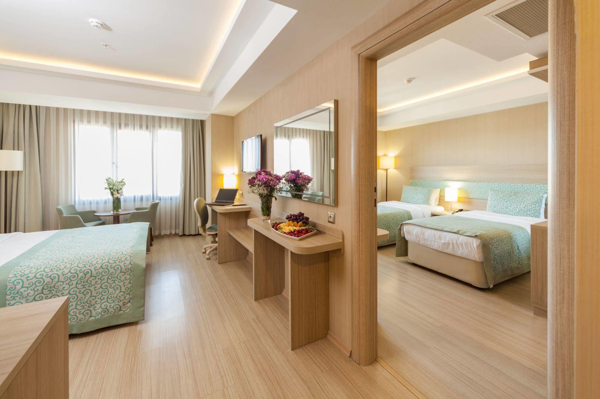 Hotel Golden Way Giyimkent Estambul Exterior foto
