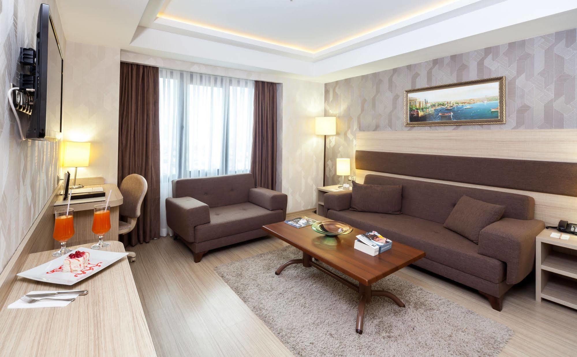 Hotel Golden Way Giyimkent Estambul Exterior foto
