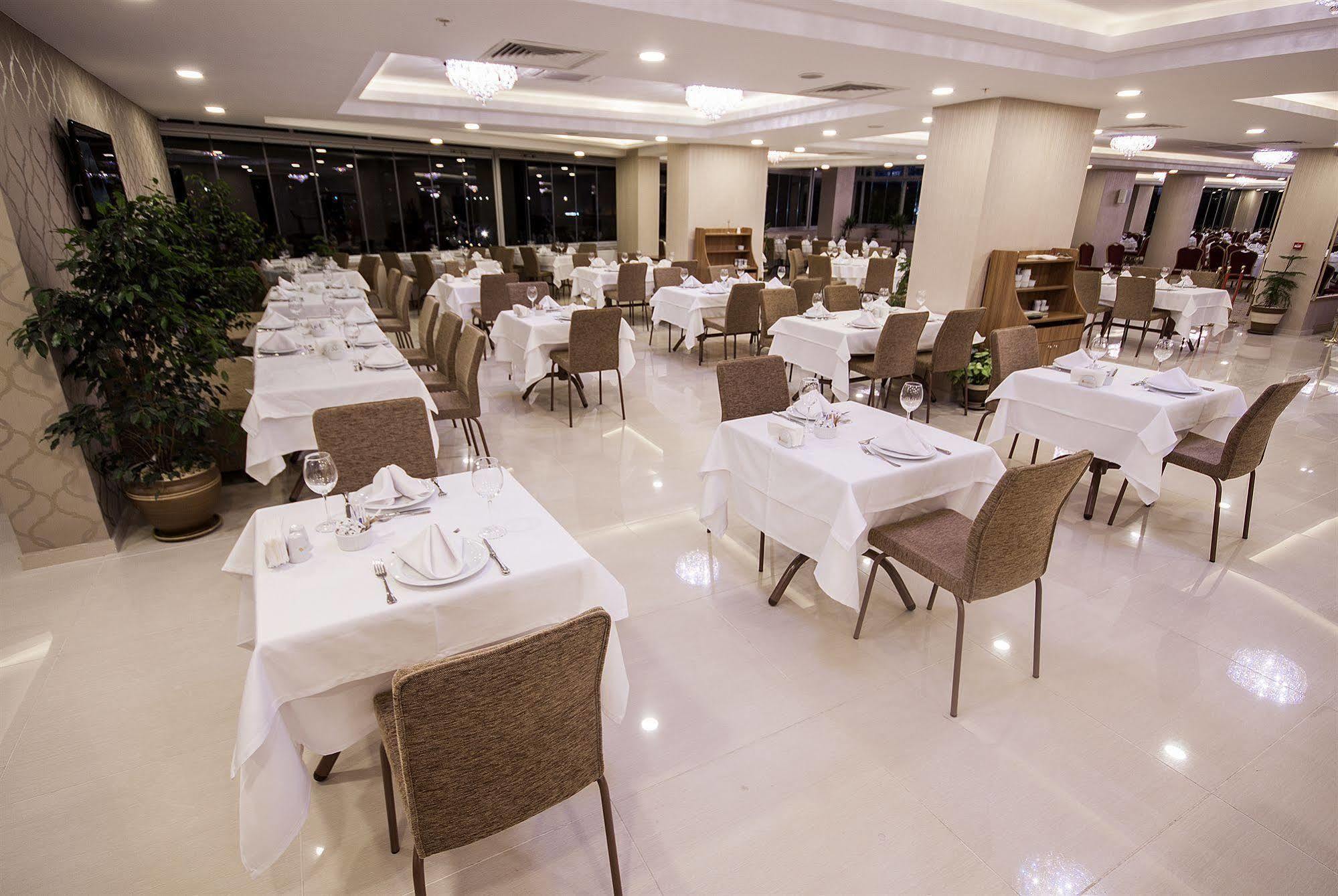 Hotel Golden Way Giyimkent Estambul Exterior foto